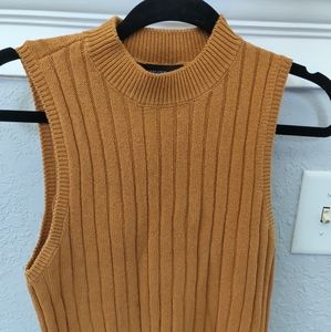 Forever 21 Women's L Mustard Sleeveless Turtleneck